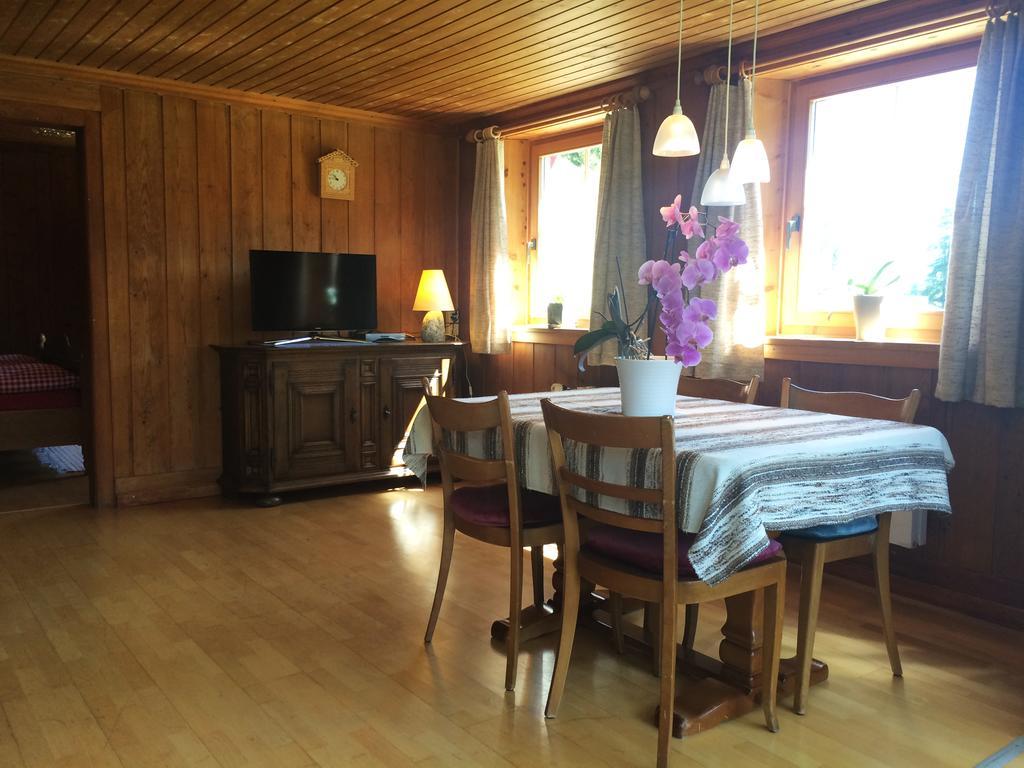 Bnb Guesthouse Lusi Frauenkirch Exterior foto