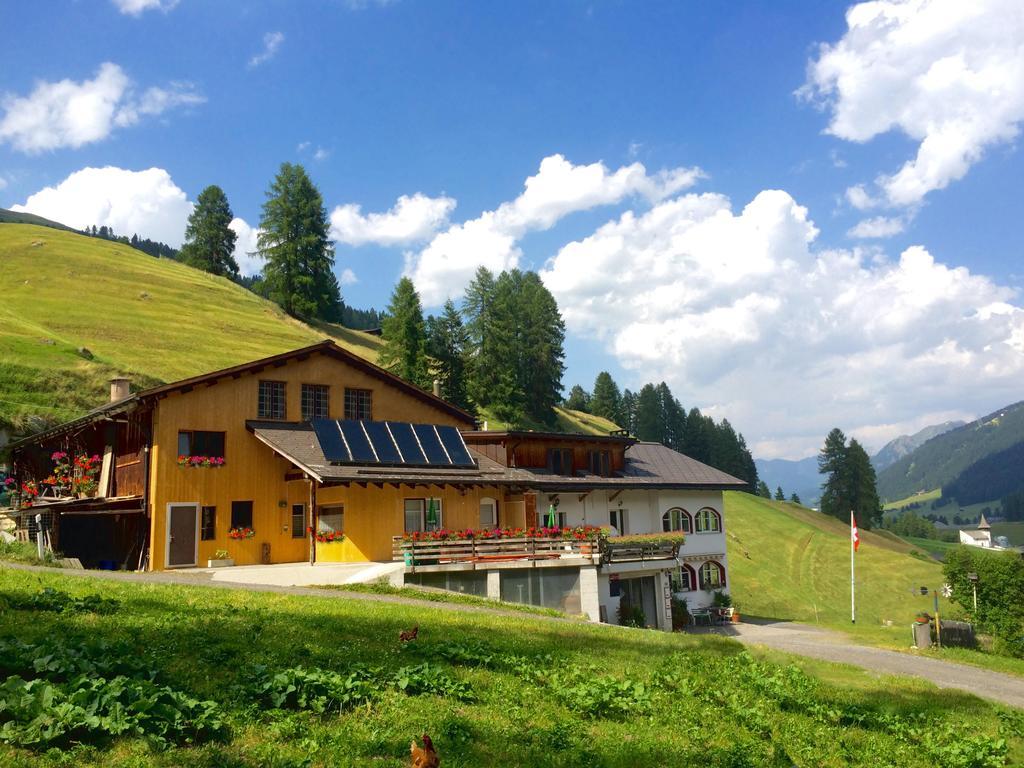 Bnb Guesthouse Lusi Frauenkirch Exterior foto